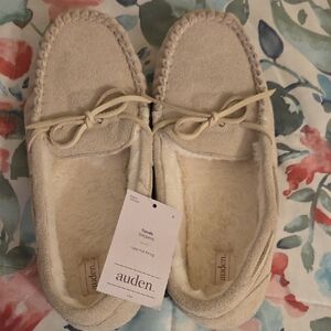 Auden Women's Tan Suede Slippers